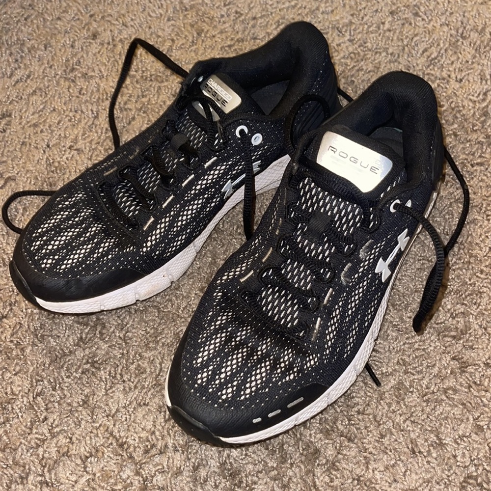 Under armor shoes